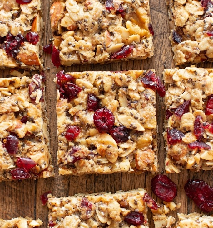 CRANBERRY CHIA SNACK BAR